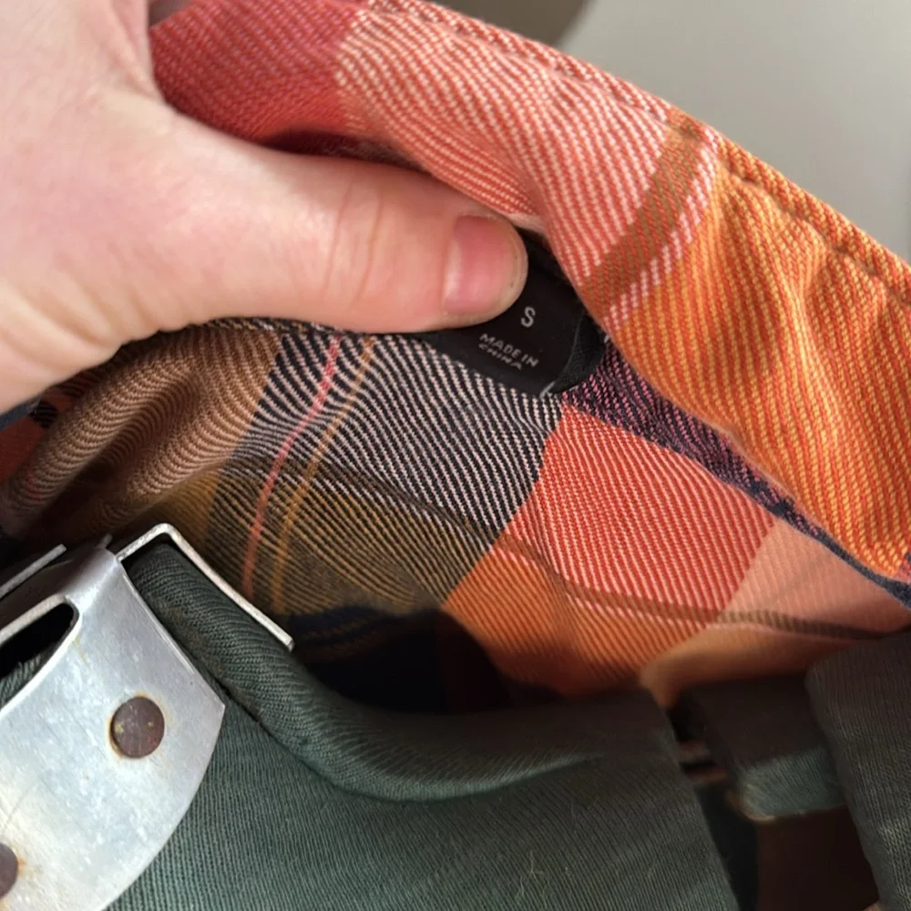 Women’s Patagonia flannel - Picture 2 of 4